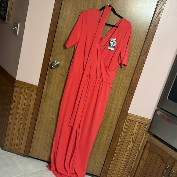 NWT Boston Proper Beyond Travel Elbow Sleeve Surplice Jumpsuit Sz L Paradis… - Picture 5 of 5